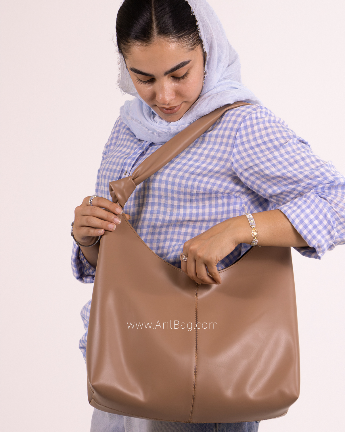 کیف دوشی نورا (کد 019)